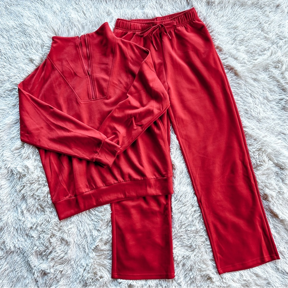 Two-Piece Set